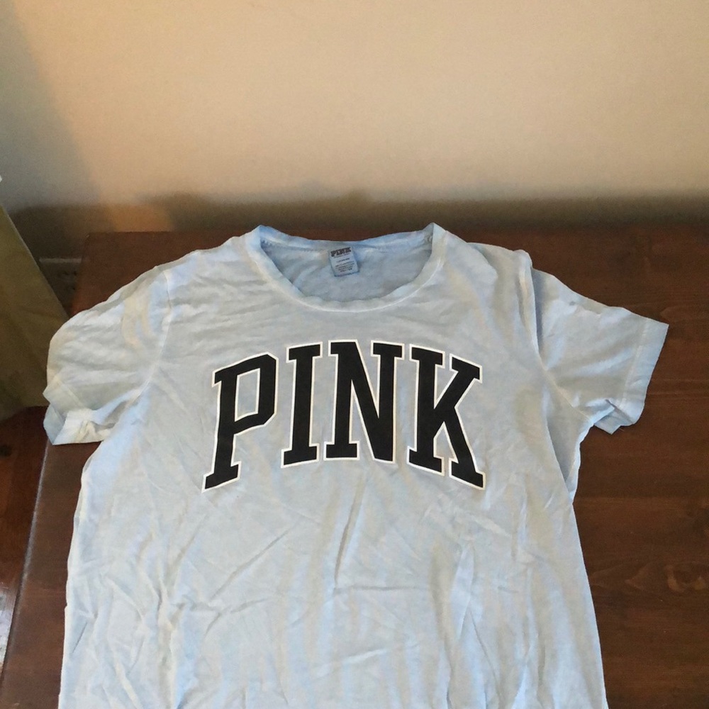 VS Pink Campus Logo Tee
